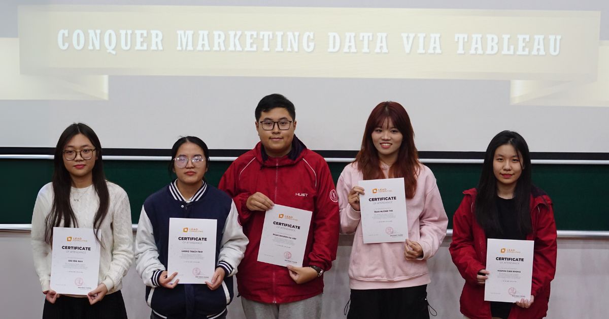 Chuỗi Workshop "Conquer Marketing Data via Tableau" Lead Consulting Tổ Chức Tại Đại học Bách khoa Hà Nội